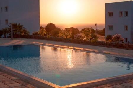 Joya Cyprus Mermaid Penthouse Apartment Agios Amvrosios  外观 照片