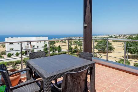 Joya Cyprus Mermaid Penthouse Apartment Agios Amvrosios  外观 照片